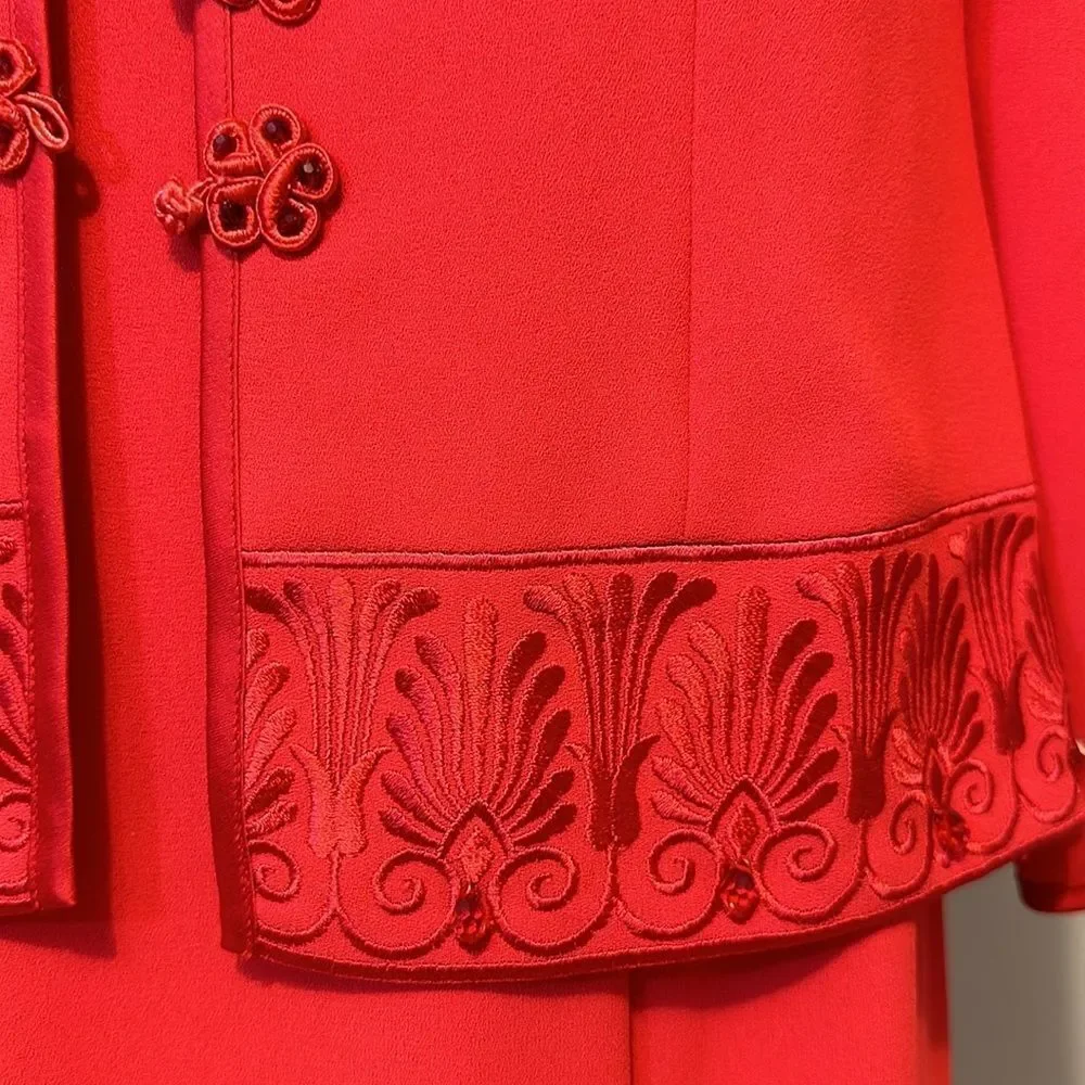Vintage Ursula of Switzerland red embroidered 2PC women’s dress suit size 8P
